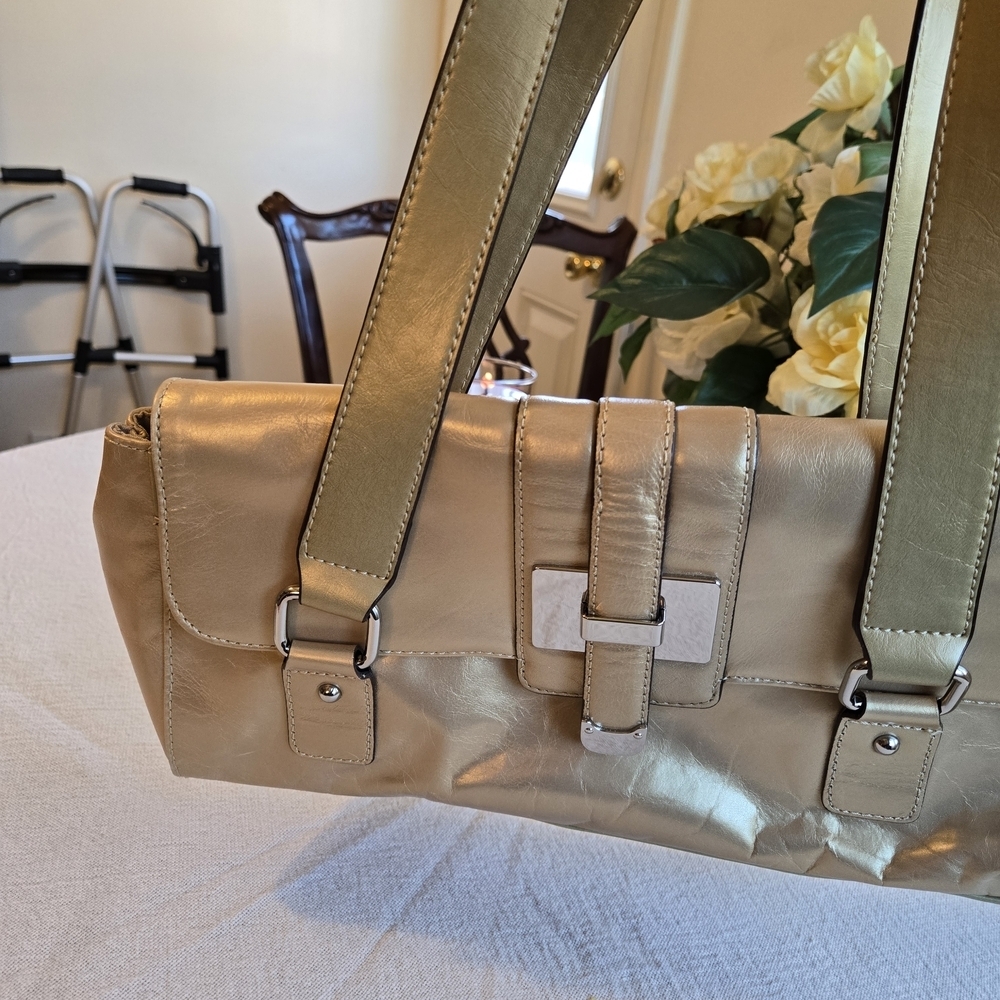Peck & Peck Metallic Gold Shoulder Bag with Front Buckle - Picture 12 of 13